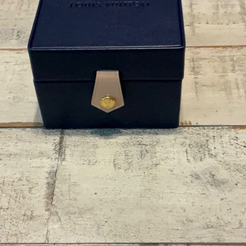 Louis Vuitton Blue Jewelry Box - Picture 3 of 9